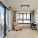 アパート Premium Flat W/ Balcony & Pool By Hostwise *