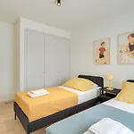 アパート Premium Flat W/ Balcony & Pool By Hostwise *