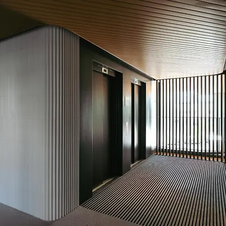 公寓 Premium Flat W/ Balcony & Pool By Hostwise