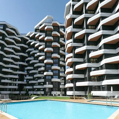 Apartman Premium Flat W/ Balcony & Pool By Hostwise Lisboa