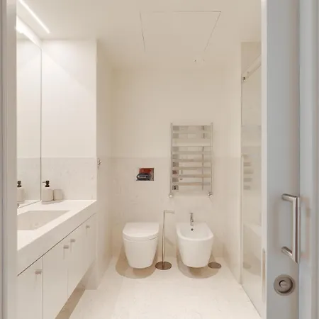 Premium Flat W/ Balcony & Pool By Hostwise * Lisbona